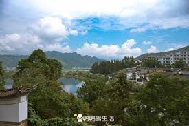 边陲小镇的定义与特色