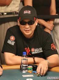 扑克牌激烈竞技的可能后果