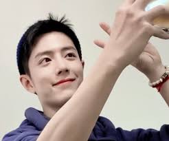 “寻找饭圈小公主的背后：她是哪位明星的铁杆粉丝”