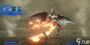 “问答式最终幻想7核心危机重聚与重制版有何不同?”